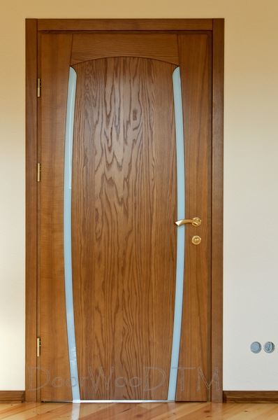 межкомнатные двери в деревянном доме