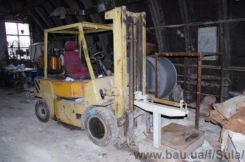 Погрузчик дизельный Балканкар 3,5 тн б/у. Требует незначительного ремонта (отсутствуют некоторые трубки гидравлики и аккумулятор).
