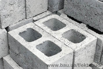 Блоки строительные (бетонные, керамзитобетонные)