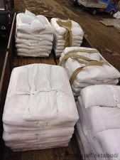 Сыпучие строительные материалы фасованные в мешках (песок, щебень, отсев, керамзит) &mdash; ЕКТА БУД