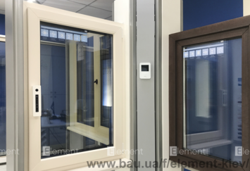 Вікно Kommerling Німеччина з автоматичним провітрюванням Вікно Kommerling Німеччина з автоматичним провітрюванням