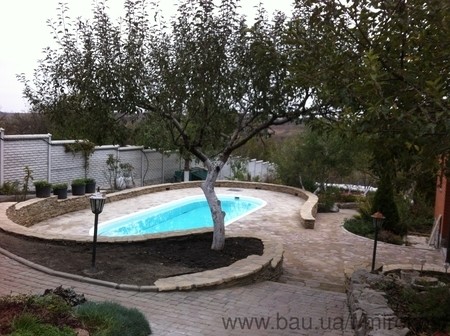 Зона отдыха бассейнов