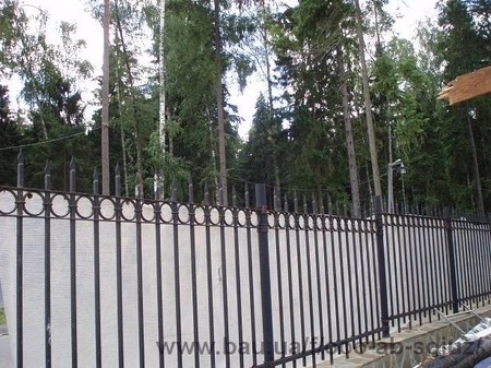 Установка под "ключ" ограждения и входной группы ковка+поликарбонат