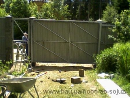 Установка под "ключ" ограждения и входной группы