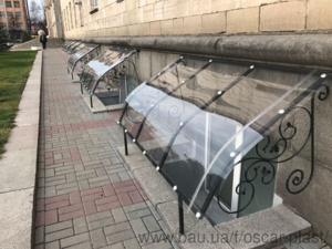 Защитный экран приямка из монолитного поликарбоната Borrex 3мм прозрачный &mdash; Оскар Груп