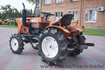 Минитрактор Kubota B6001 4WD