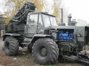 Полковая землеройная машина ПЗМ 2 на базе трактора Т 150 конверсионная