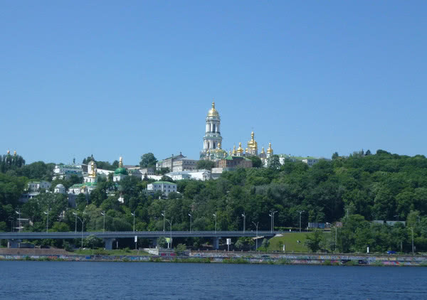 Иностранных инвесторов интересует недвижимость и туристическая сфера Киева