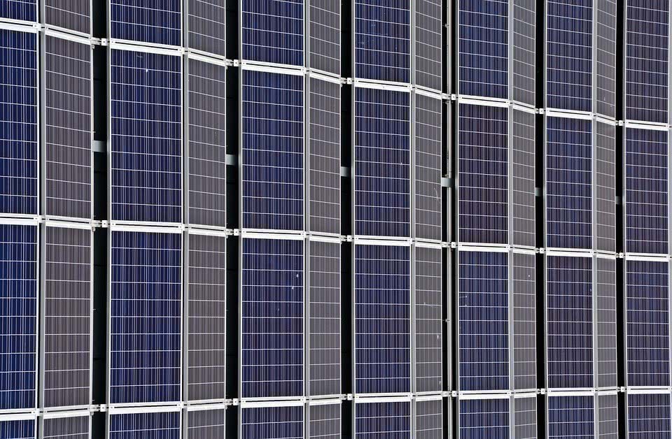 В Украине открыли завод по производству солнечных панелей мощностью 200 МВт в год
