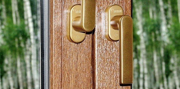 Акция! Золотая ручка Rehau по цене белой! Акция! Золотая ручка Rehau по цене белой!