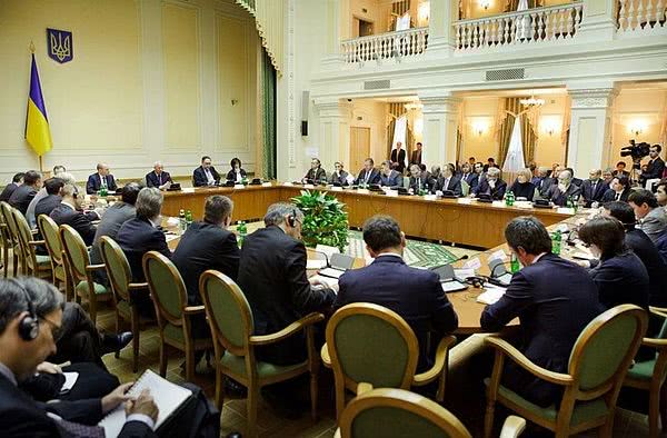«Кнауф Инсулейшн Украина» приняла участие в круглом столе с Премьер-министром Н. Азаровым.