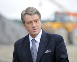 Віктор Ющенко в цілому позитивно оцінює затвердження урядом вартості робіт на НСК `Олімпійський`