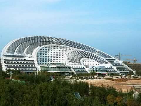 В Китае построили крупнейшее в мире офисное здание на солнечной энергии