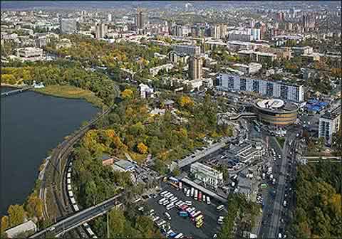 К Евро-2012 в центре Донецка реконструируют дороги