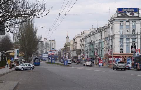К Евро-2012 в Донецке расширяют дороги