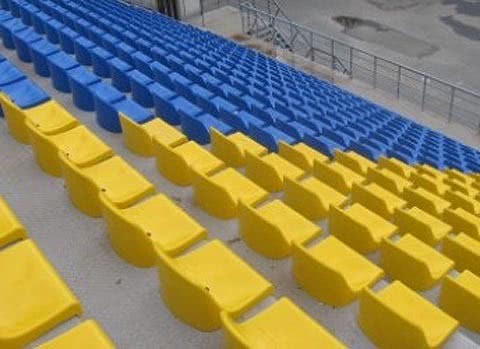 На Львовском стадионе будут `патриотичные` сидения