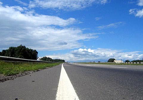 Украина в 2011 году проложит 1,2 тис. км дорог