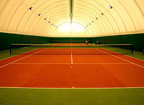 Теннисный корт в зале &mdash; Инфоспорт-Арена