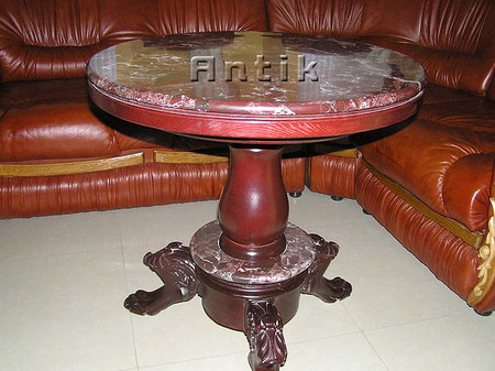 Столики з мармуру