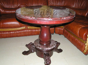 Столики з мармуру &mdash; Антік Захід