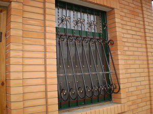 Решетка оконная &mdash; Артметалл-плюс