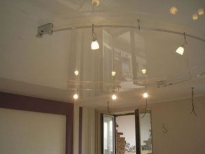 Натяжной потолок в сочетании с гипсокартоном &mdash; Центр Потолков