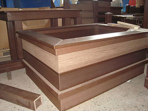 Цветочница — ЧАО Черкассывторресурсы Цветочница — ЧАО Черкассывторресурсы