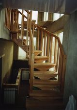 Деревянная лестница &mdash; Контраст - системы отопления