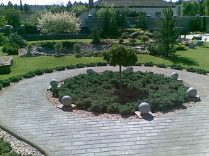 Работы по озеленению территории &mdash; ЕнтерБуд