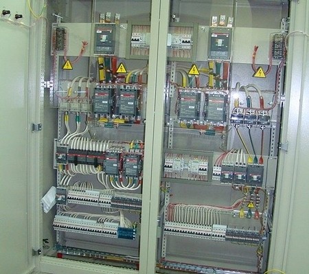 Сборка электрощитов