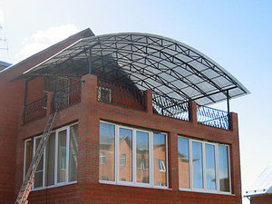 Поликарбонатные листы. Прозрачная кровля. — ЕВРОСТРОЙ ИНВЕСТ Поликарбонатные листы. Прозрачная кровля. — ЕВРОСТРОЙ ИНВЕСТ