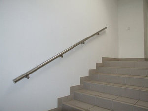 Алюминиевые пристенные поручни — RealOdessa Алюминиевые пристенные поручни — RealOdessa