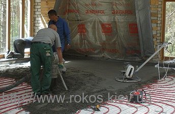 Полусухая стяжка полов, плоских крыш, перекрытий  машинная &mdash; РОКОС