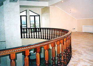 Радиусное балюстрадное ограждение &mdash; Сiон-будсервіс