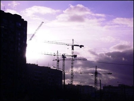 Производим строительно-монтажные работы.