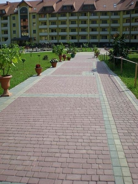 Мощение плиткой Гармония