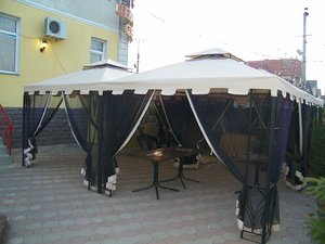 Перешив изношенных навесов на беседки &mdash; Долгова Я.А.