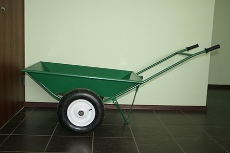 Тачка строительная