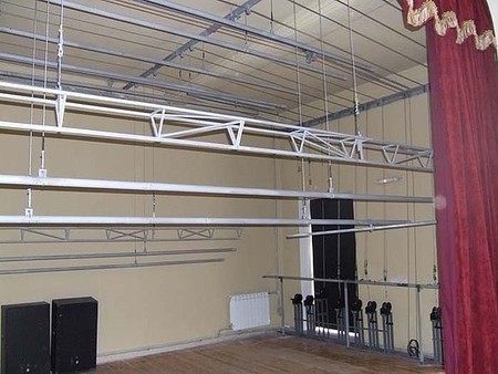 Механика сцены для театров, ДК, актовых залов.