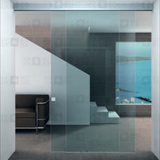 Двухплоскостная раздвижная дверь MetalGlas V-1200. Киев &mdash; Скло плюс Глас