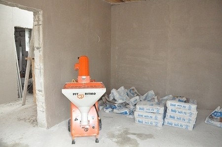 Машинная штукатурка 220В