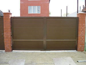 Ворота распашные металлические (въездные) &mdash; Алюмикс Украина