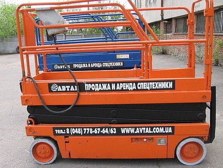 Ножничный подъемник UpRight X20