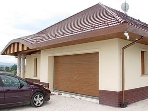 гаражні ворота &mdash; Босак