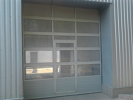 секционные ворота промышленные