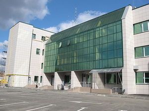 Облицовка стен керамогранитом БЦ Протон г.Харьков &mdash; Фасад-Сервис