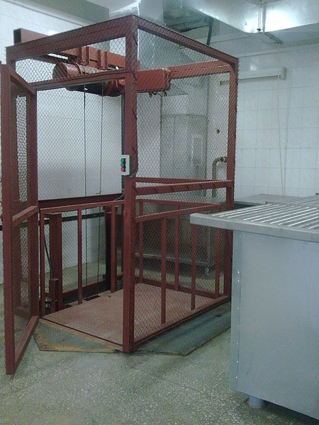 Подъёмник грузовой  ` СКЛАДСКОЙ`.