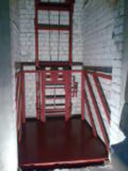 ПОДЪЁМНИК В КИРПИЧНОЙ ШАХТЕ!!!