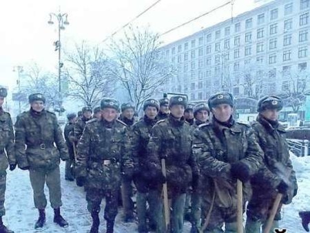 На Берлин! Там много снега убирать.