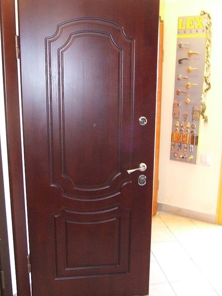 двери входные металические с мдф накладками